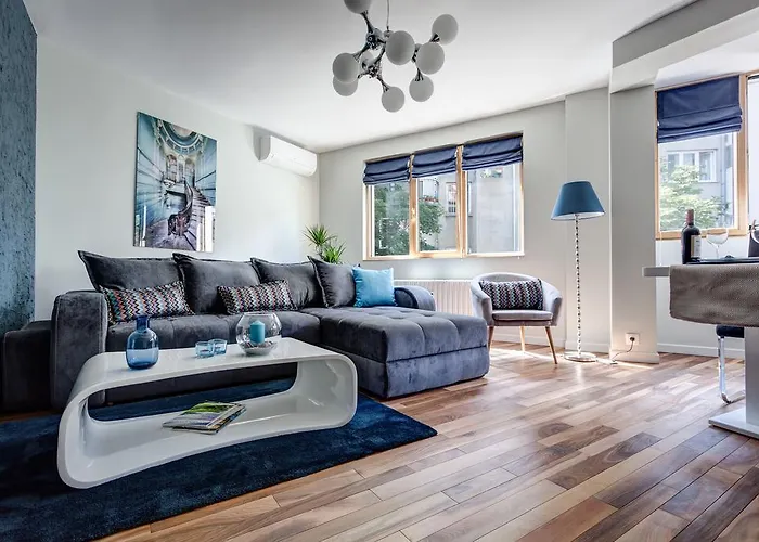Silver & Gold Apartment